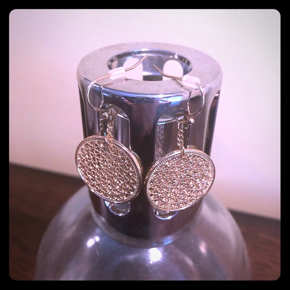 Gold earrings